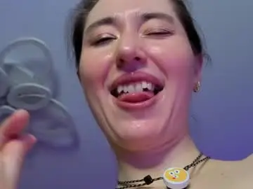 Chaturbate Adult Video Chat of may_may_moon
