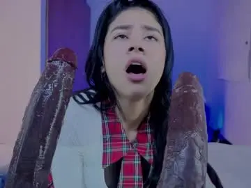 Chaturbate Live Sex Cam of nicollbashel