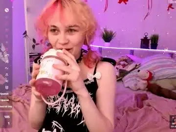 Chaturbate Free Live Porn of awawrin