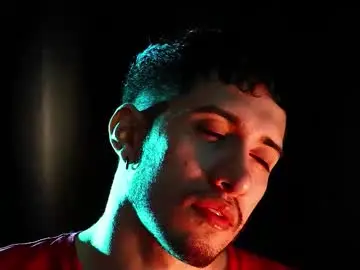 Chaturbate Private Sex Chat of hotlatinking