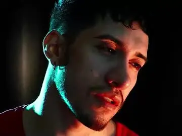 Chaturbate Nude Webcam of hotlatinking