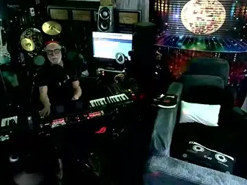 Chaturbate Sex Chat of kiveuxmakeu