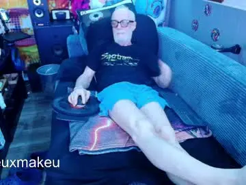 Chaturbate Adult Video Chat of kiveuxmakeu