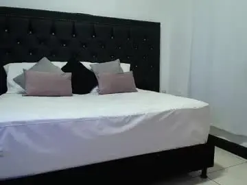 Chaturbate Live Porn of victoriadiamondd