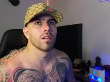 Chaturbate Free Porn Cam of ades_lowe