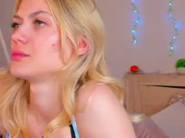 Chaturbate Adult Webcam of cherry_pr1ce