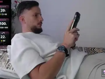 Chaturbate Live Sex Cam of horse_man2