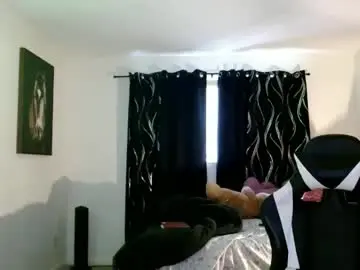Chaturbate Nude Webcam of krystalblakexxx
