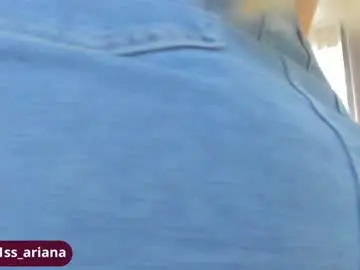 Chaturbate Nude Webcam of m1ss_ariana