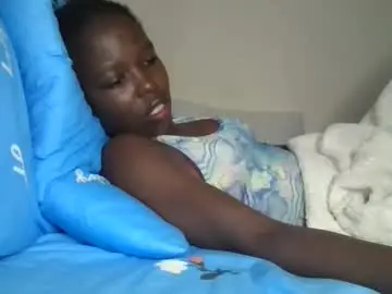 Chaturbate Live Sex Cam of pretty_petite_ebony