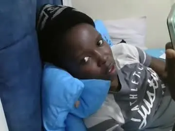 Chaturbate Free Porn Cam of pretty_petite_ebony