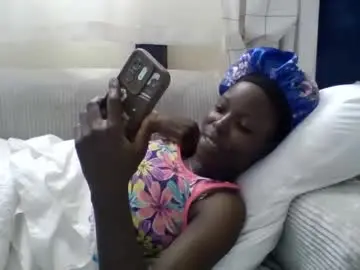 Chaturbate Watch Live Sex Cams of pretty_petite_ebony