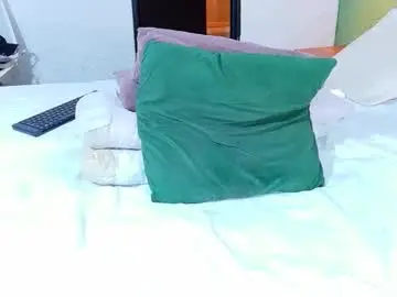 Chaturbate Best Webcam of curvyebonyy_