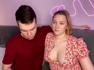 Chaturbate Live Sex Cam of julielourens