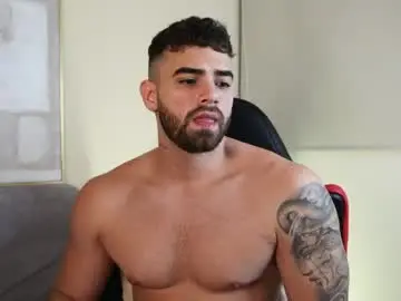 Chaturbate Free Live Porn of paulphoenix_