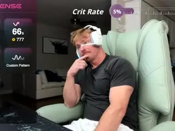 Chaturbate Watch Live Sex Cams of bigmcr1