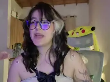 Chaturbate Adult Webcams of hazelbrownn23