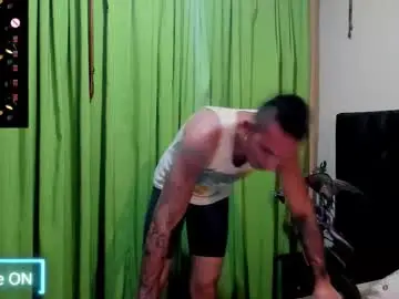 Chaturbate Adult Video Chat of mike_bennet