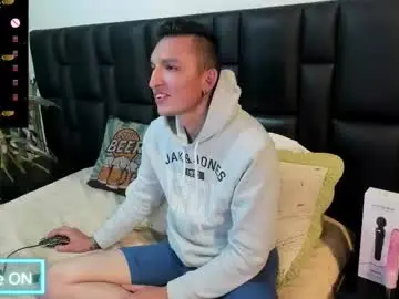 Chaturbate Sex Cam of mike_bennet