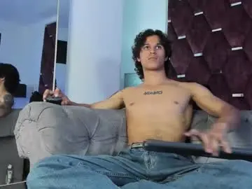Chaturbate Live Sex Cam of tonybenedetti