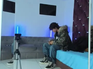 Chaturbate Sex Cam of tonybenedetti