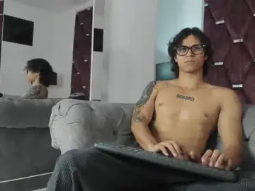 Chaturbate Live Porn of tonybenedetti