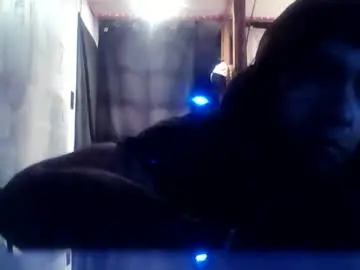 Chaturbate Sex Cam of el_mucho_dingdong1