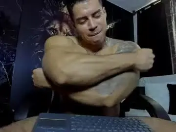 Chaturbate Live Sex Cam of litoxxx_cass