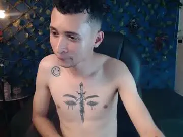 Chaturbate Watch Live Sex Cams of lucasssmith11