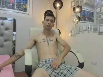 Chaturbate Live Sex of lucasssmith11