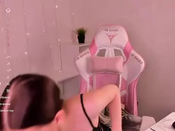 Chaturbate Live Sex Cam of ohh_my_vens