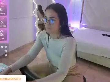 Chaturbate Adult Webcam of rosalind_tay