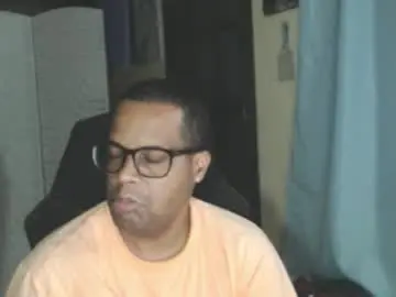 Chaturbate Live Sex Cam of toni2814