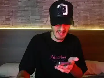 Chaturbate Best live sex cam show of enzo_crown