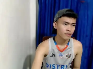 Chaturbate Nude Webcam of holy_fucker21