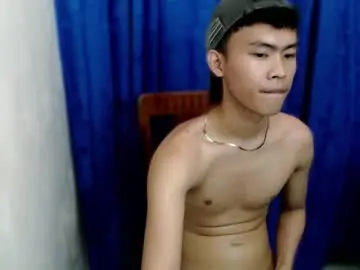 Chaturbate Live Porn of holy_fucker21