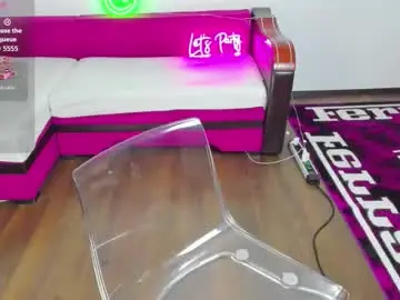 Chaturbate Live Sex of miakittyy