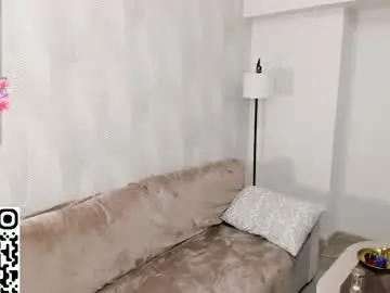 Chaturbate Sex Chat of mikaelataron