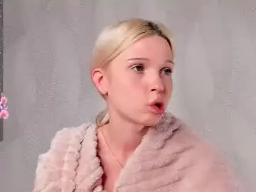 Chaturbate Live Porn of mikaelataron