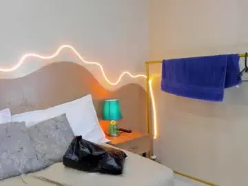 Chaturbate Best live sex cam show of sarah_clars