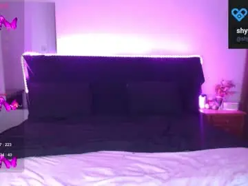 Chaturbate Live Sex of shysweetrish