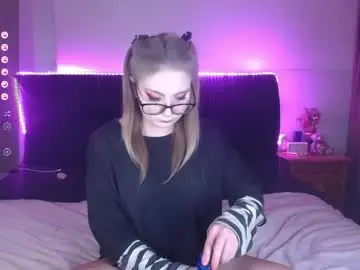 Chaturbate Sex Cam of shysweetrish