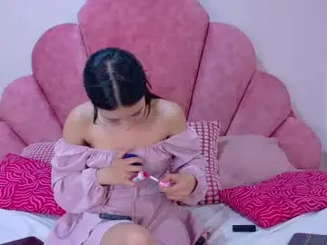 Chaturbate Best live sex cam show of amberstonne__