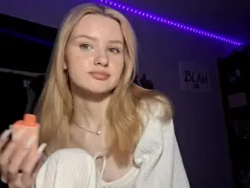 Chaturbate Adult Video Chat of ilianamessersmith