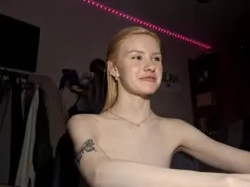 Chaturbate Live Sex Cam of ilianamessersmith