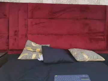 Chaturbate Free Live Porn of strawberrymia68_