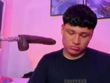 Chaturbate Adult Video Chat of femnoah