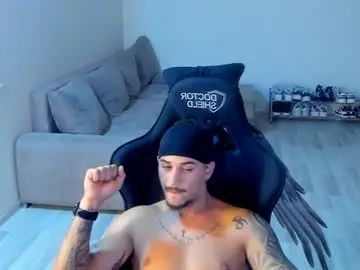 Chaturbate Live Sex Cam of jonnyporn1