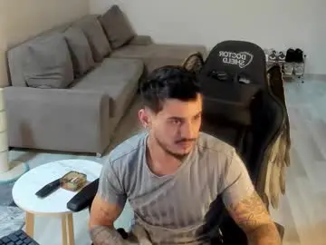 Chaturbate Live Porn of jonnyporn1