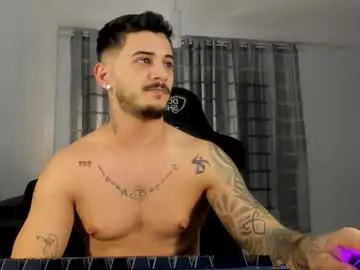 Chaturbate Sex Chat of jonnyporn1